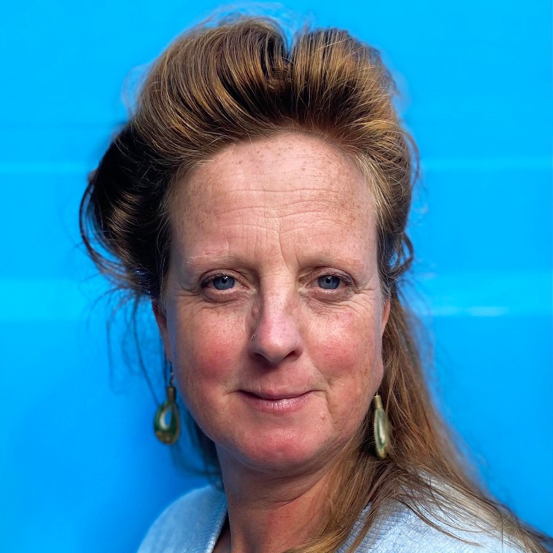 Elze van den Akker